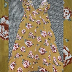 Worn once pretty dress.